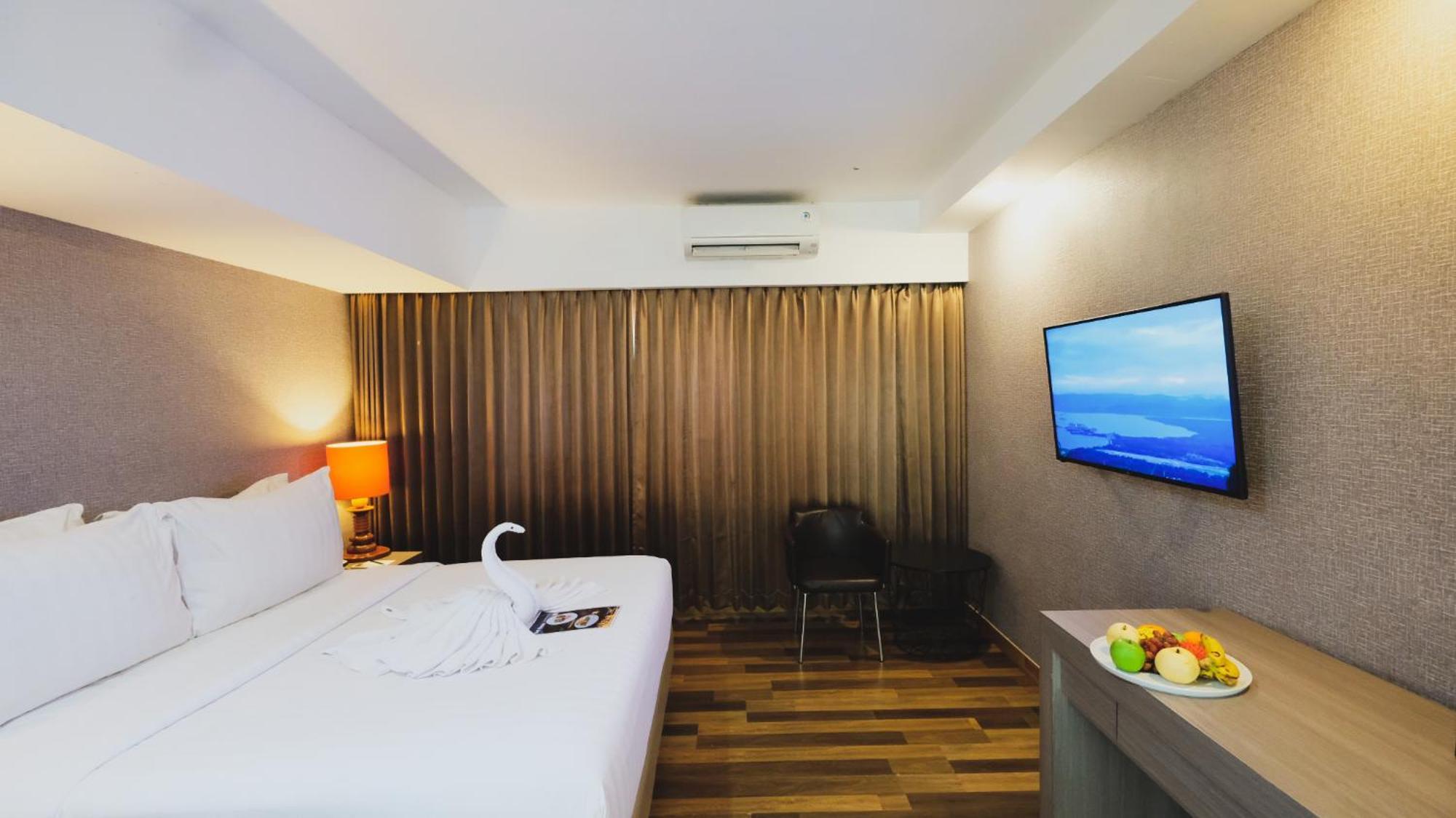 Hotel Suni Sentani - Managed By East Season Джаяпура Екстериор снимка